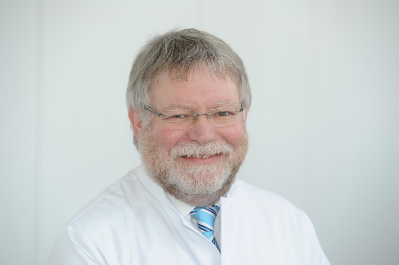 Chefarzt Dr. med. Karlheinz Schöll