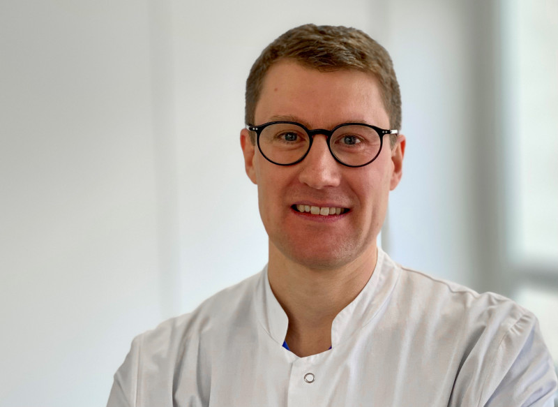 33+ Herr Priv. Doz. Dr. Med. Niels Teich, Buchen sie jetzt ihren