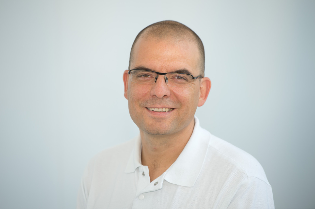 Dr. med. Michael Schuster